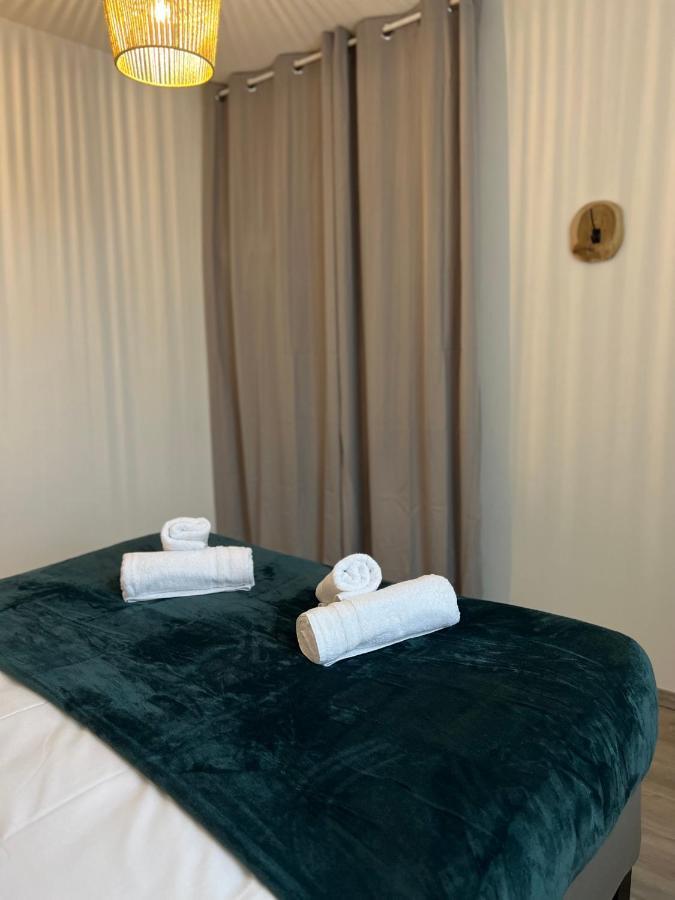 Le Cocon Moulinois, Proche Gare Avec Services By Primo C0Nciergerie Apartment Мулин Екстериор снимка